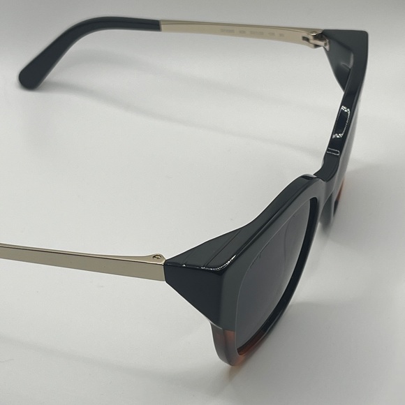 Salvatore Ferragamo sunglasses - Picture 2 of 5